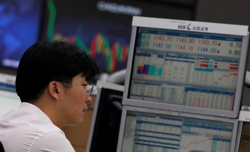  I-Seoul Stock Exchange iphakamisa u-0.16% ekuvuleleni amaphuzu angu-2,522.42
